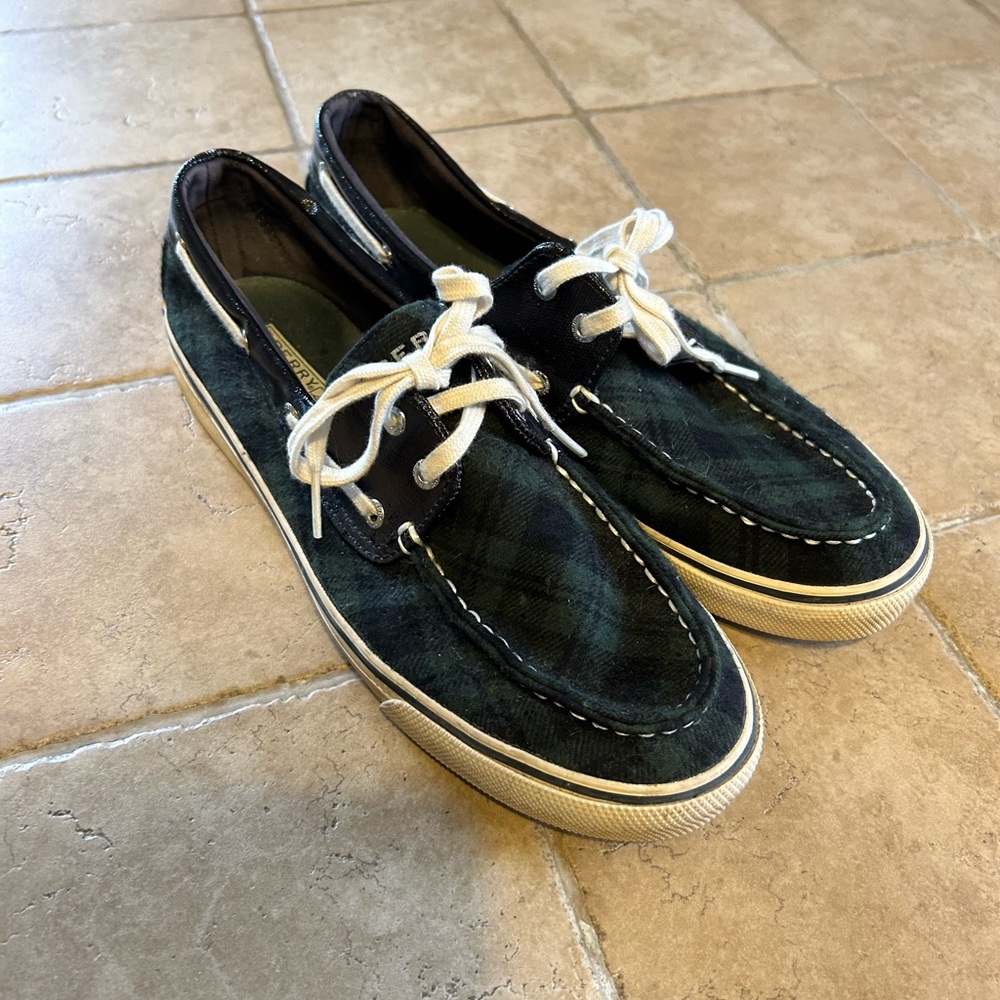 Women’s plaid sperrys